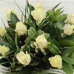 Bouquet with a dozen White Roses