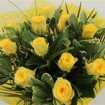 Bouquet with a dozen Yellow Roses